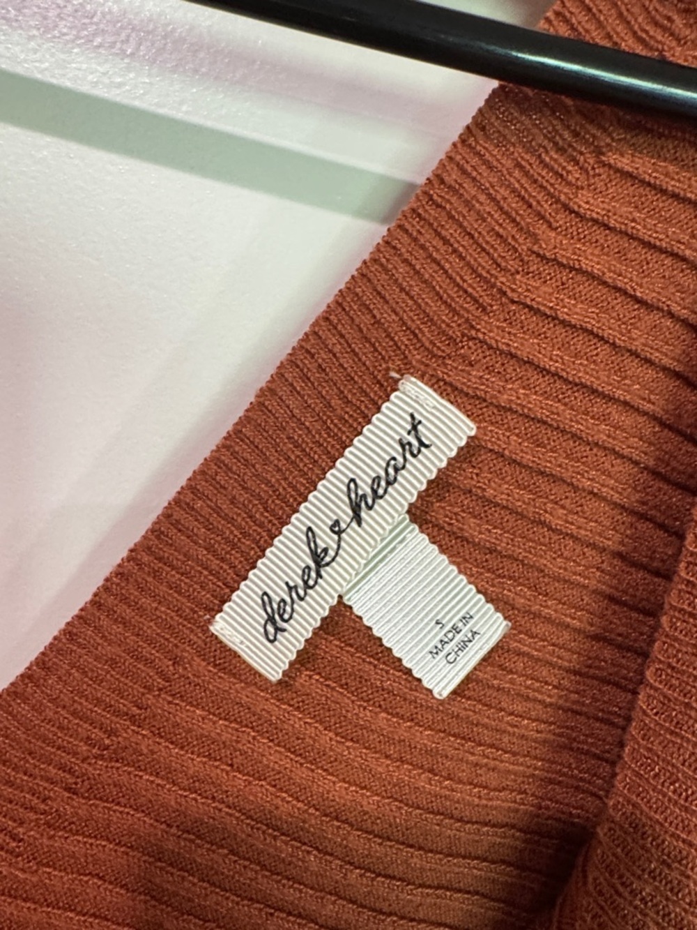 Derek Heart Burnt Orange Ribbed Wrap V-Neck Sweater / AA16 - Picture 2 of 4